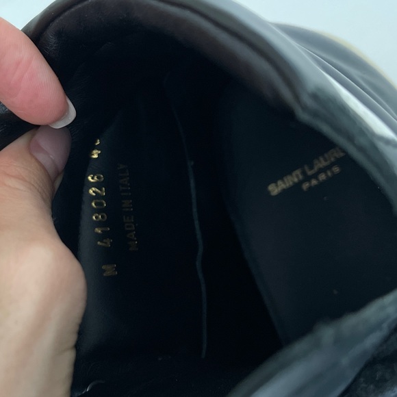 SAINT LAURENT Signature Court Classic SL/10H Leather High Top Sneakers - Picture 2 of 7